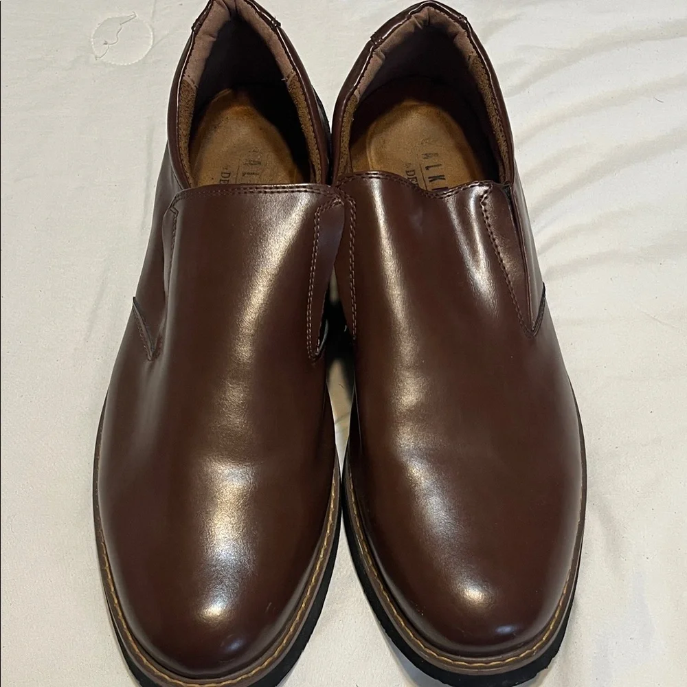 Adidas Men's Navy and Red Athletic Shoes and ALKMASTER loafers shoes - Picture 5 of 9